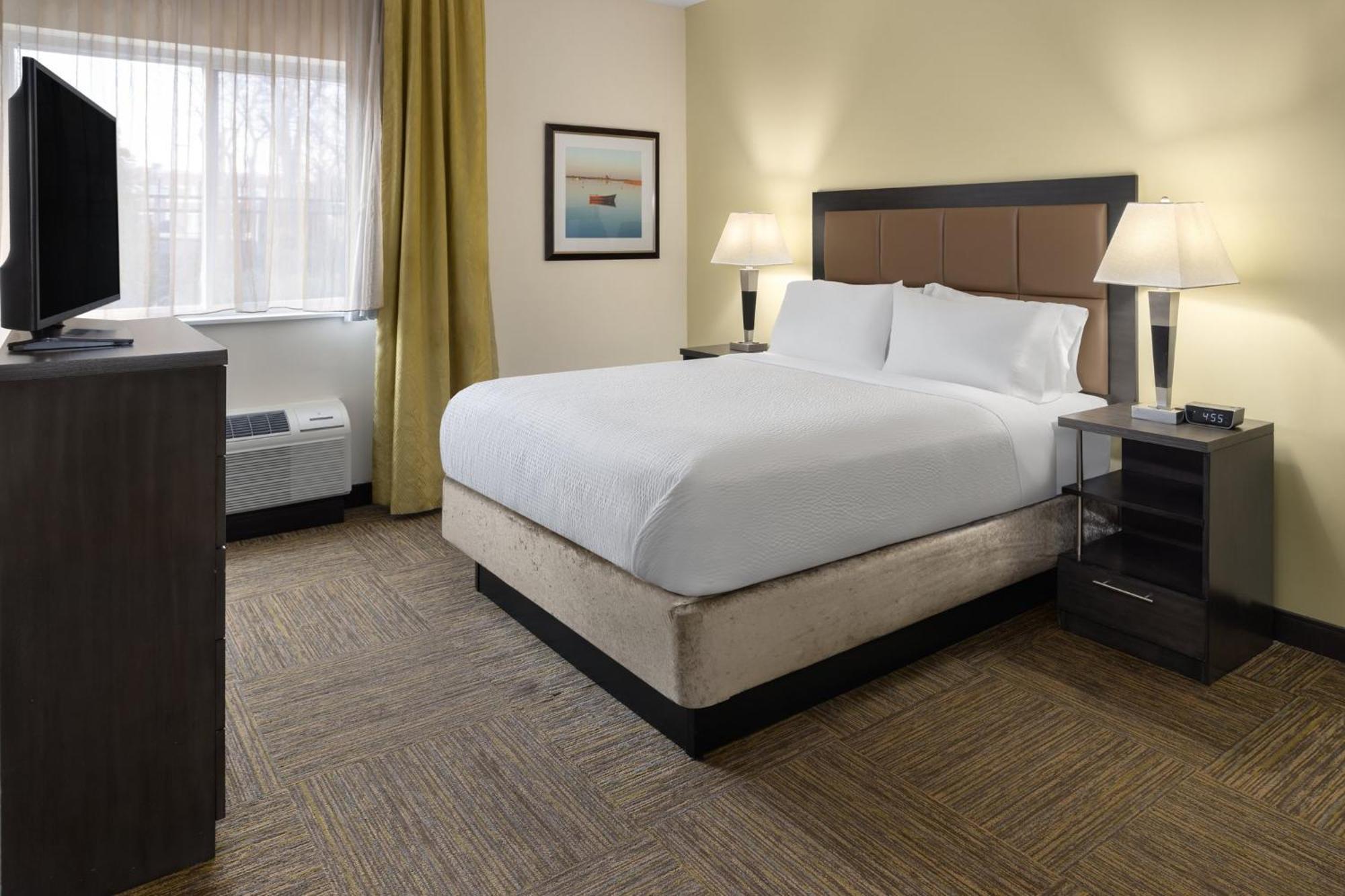 Candlewood Suites Philadelphia - Airport Area By Ihg Chester Dış mekan fotoğraf