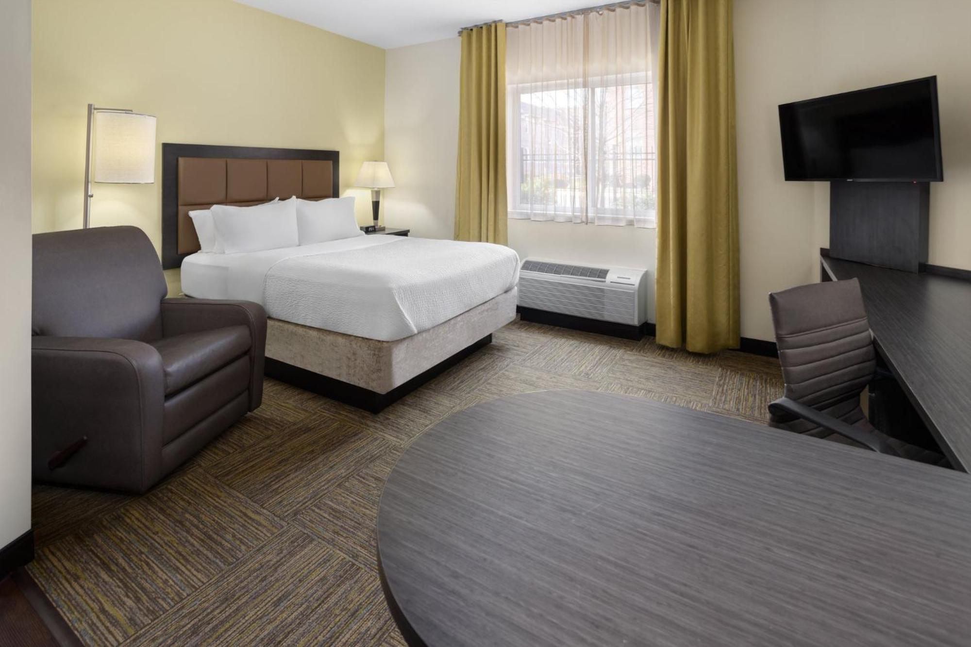 Candlewood Suites Philadelphia - Airport Area By Ihg Chester Dış mekan fotoğraf